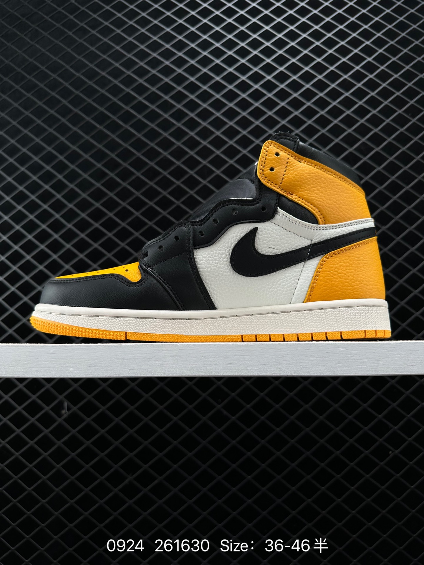 Nike Air Jordan 1 Retro High OG”Black/White“